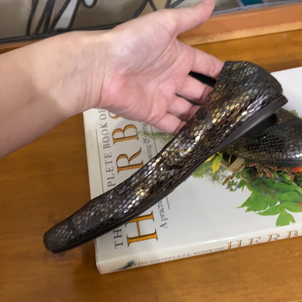 Stuart Weitzman Iridescent Snake Print Flats 7.5 - image 3